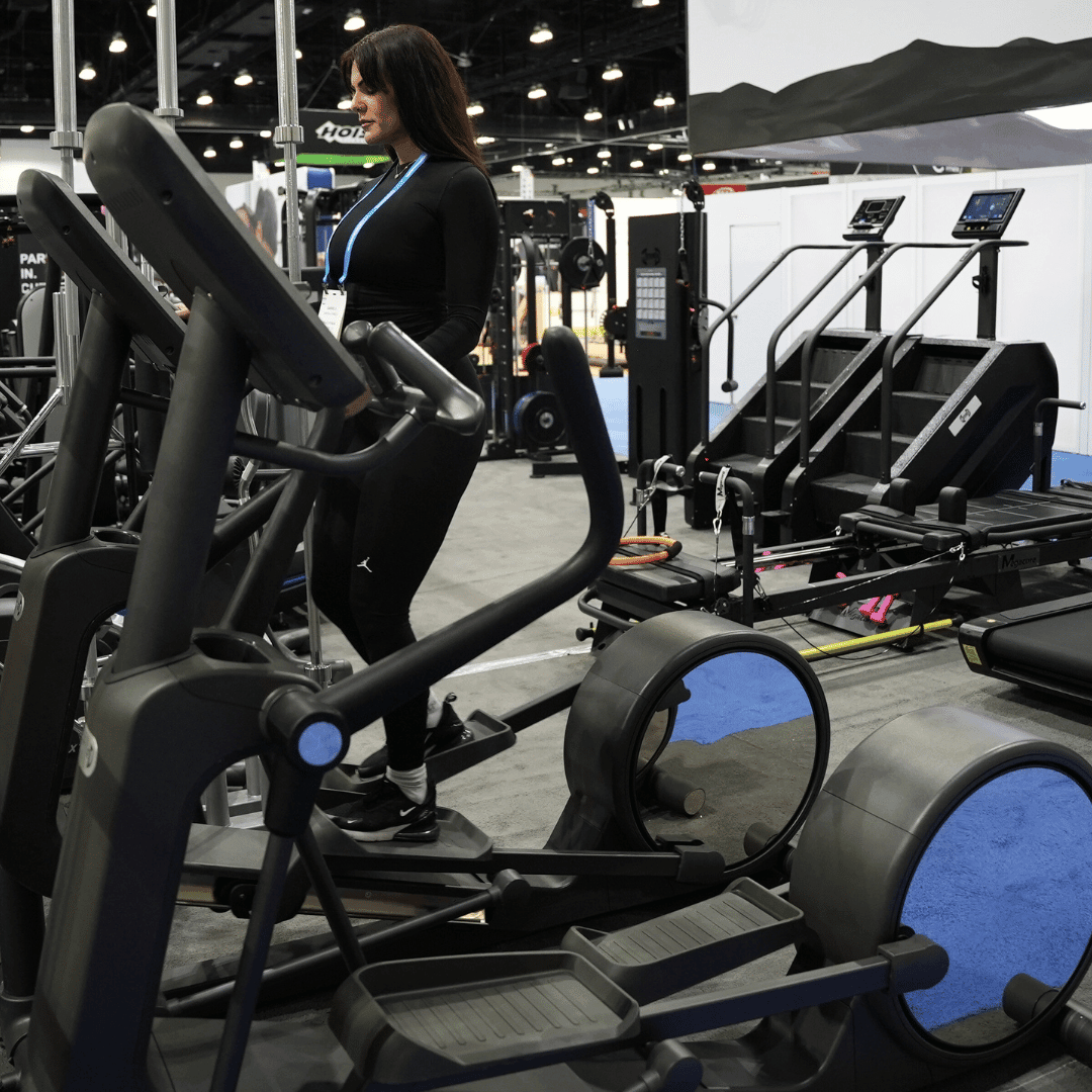 Muscle D Fitness Commercial Elliptical Trainer – LED Screen Cardio Machine