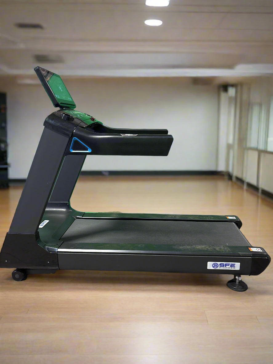 SFE X19 Commercial Touchscreen Treadmill