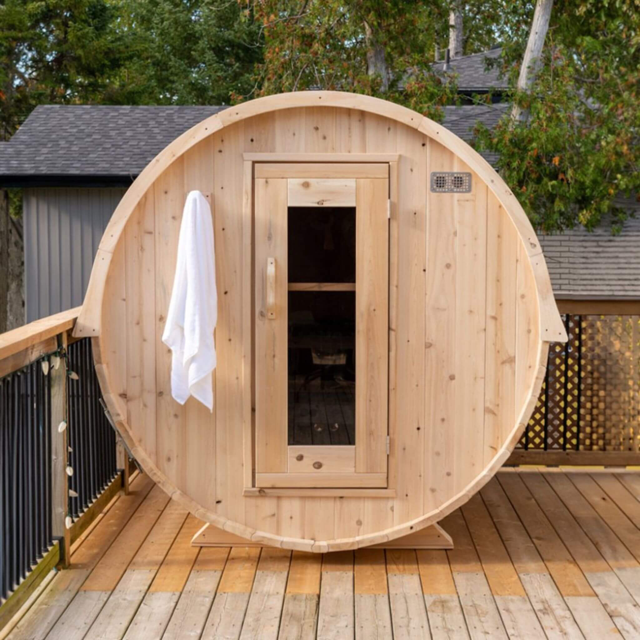Dundalk Leisurecraft Harmony 4-Person Canadian Timber Barrel Sauna – 84" Outdoor