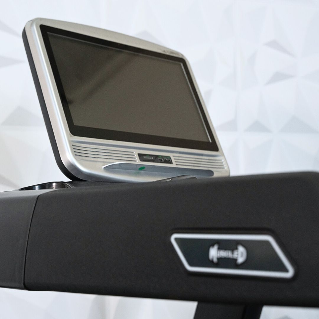 Muscle D Fitness Deluxe Touch Screen Commercial Treadmill
