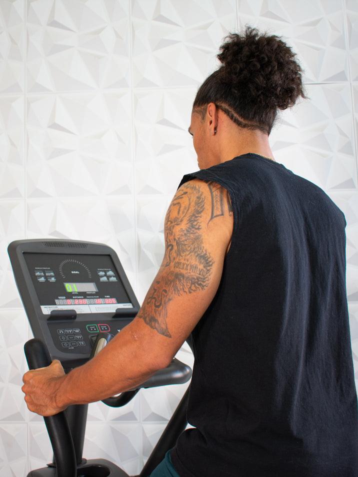 Muscle D Fitness Commercial Elliptical Trainer – LED Screen Cardio Machine