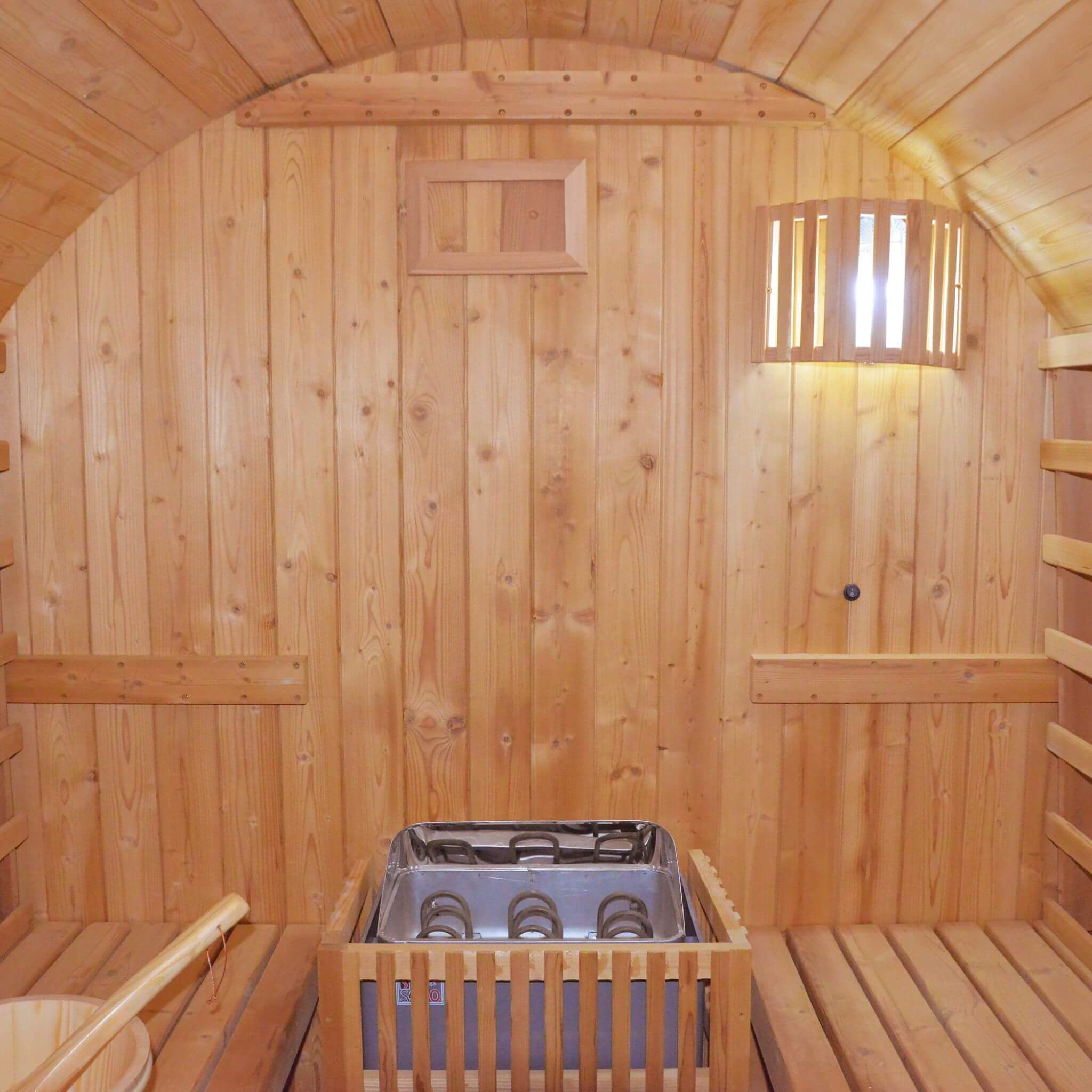 4-Person Thermora Ignite American White Oak Outdoor Wooden Barrel Sauna