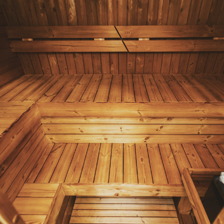4-Person Mande MW16 Outdoor ThermoWood Sauna