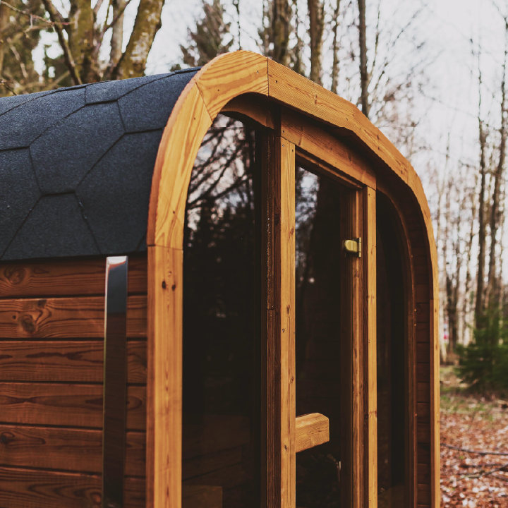 4-Person Mande MW16 Outdoor ThermoWood Sauna